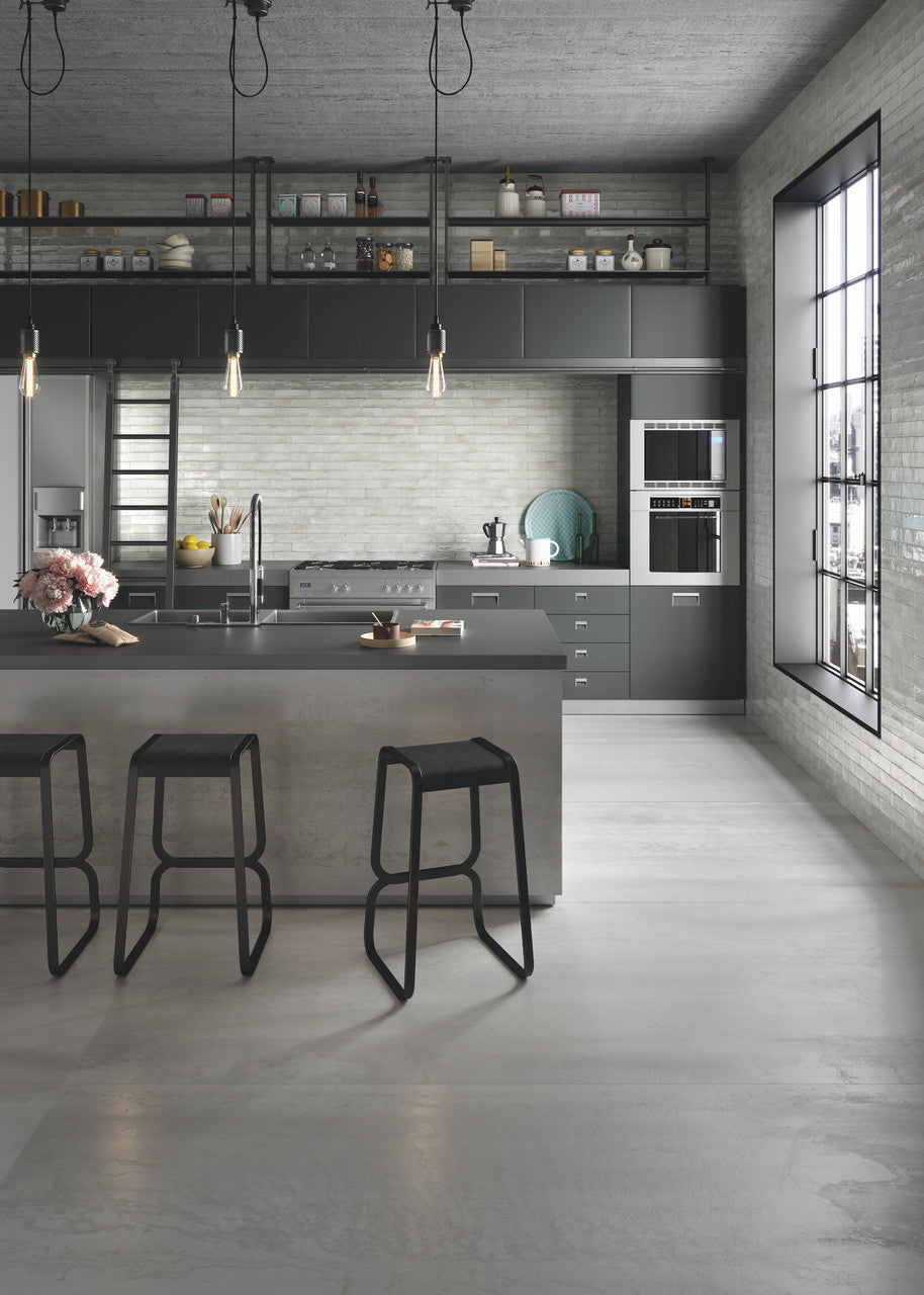 Lacie Metallic Brick - White Lux