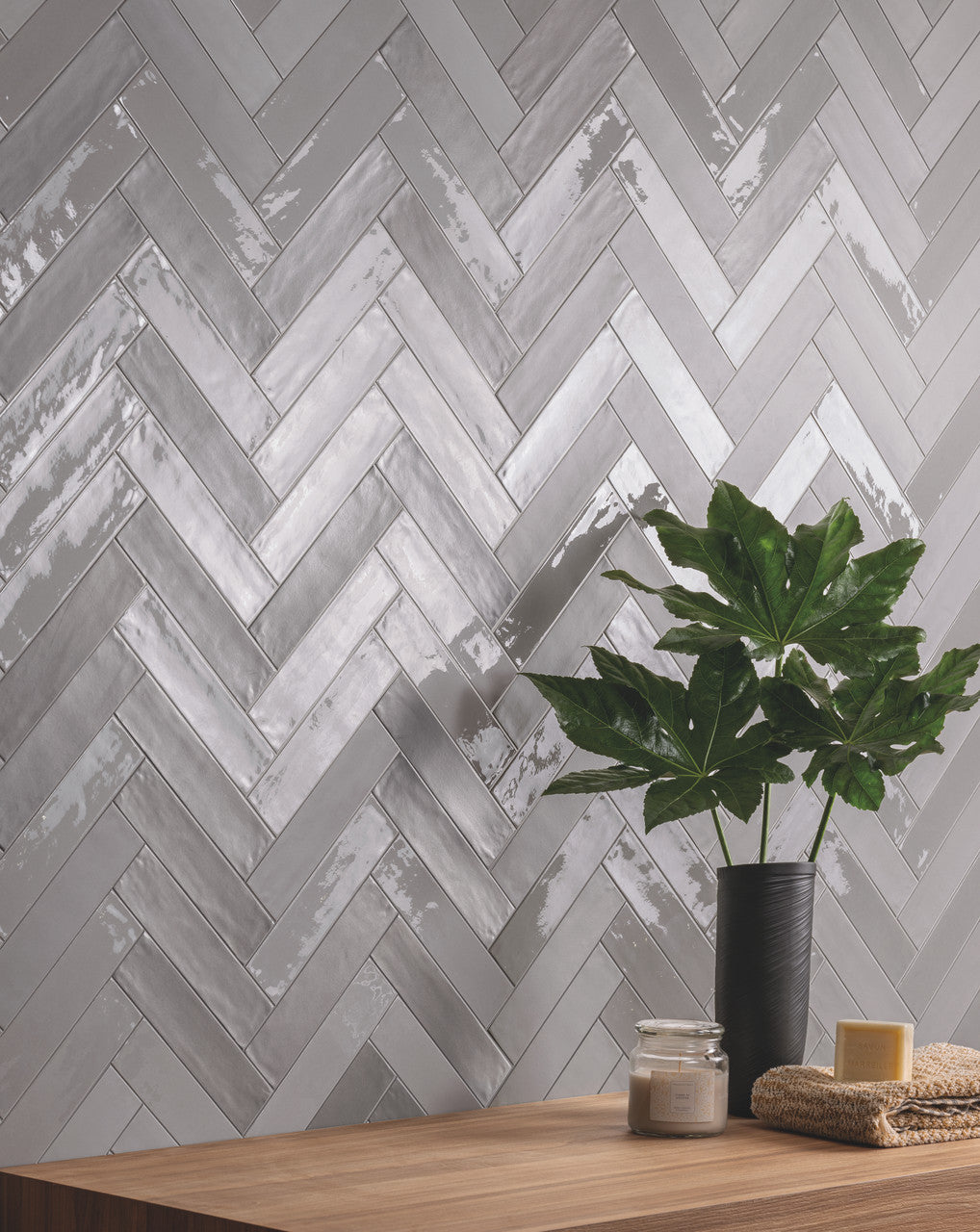 Lacie Brick - Grigio Glossy