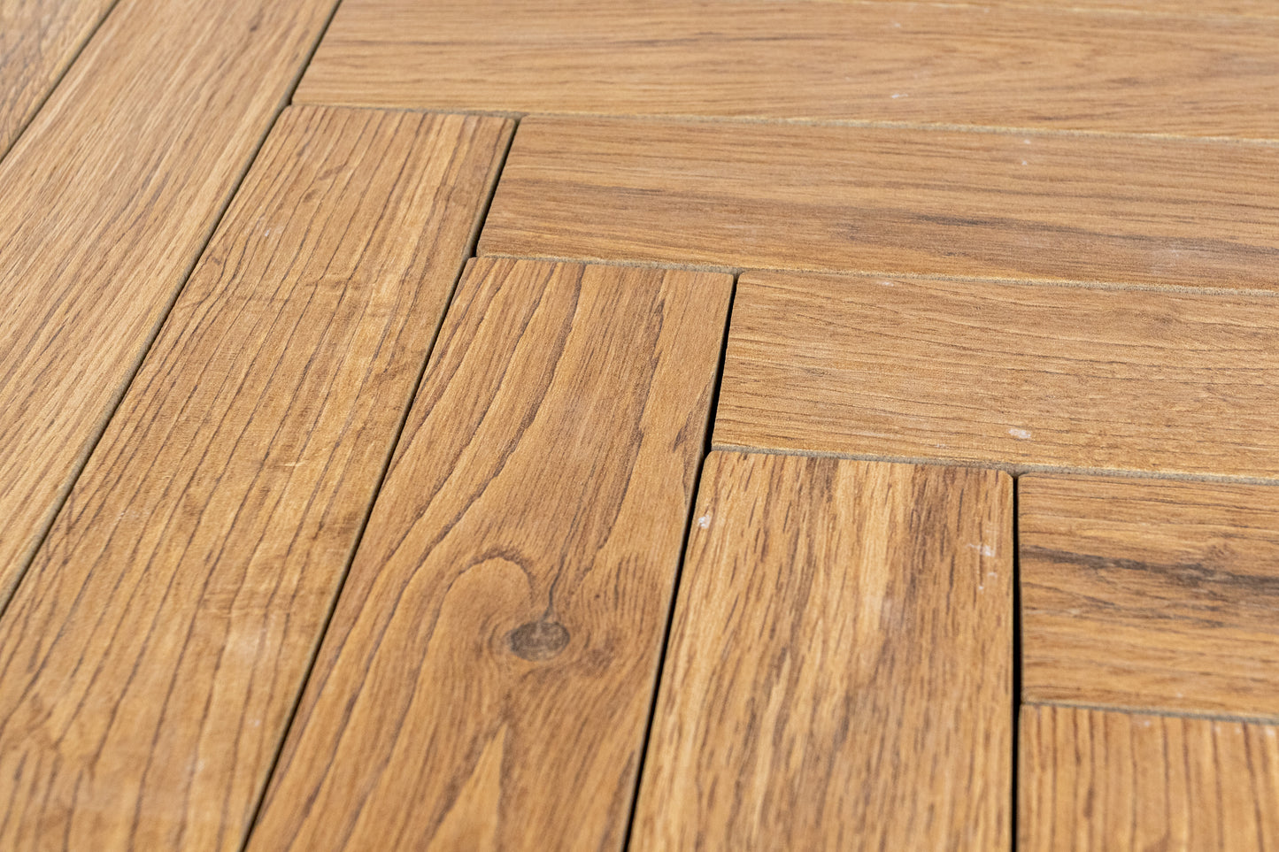 Atelier 2"x12" - Intense Oak