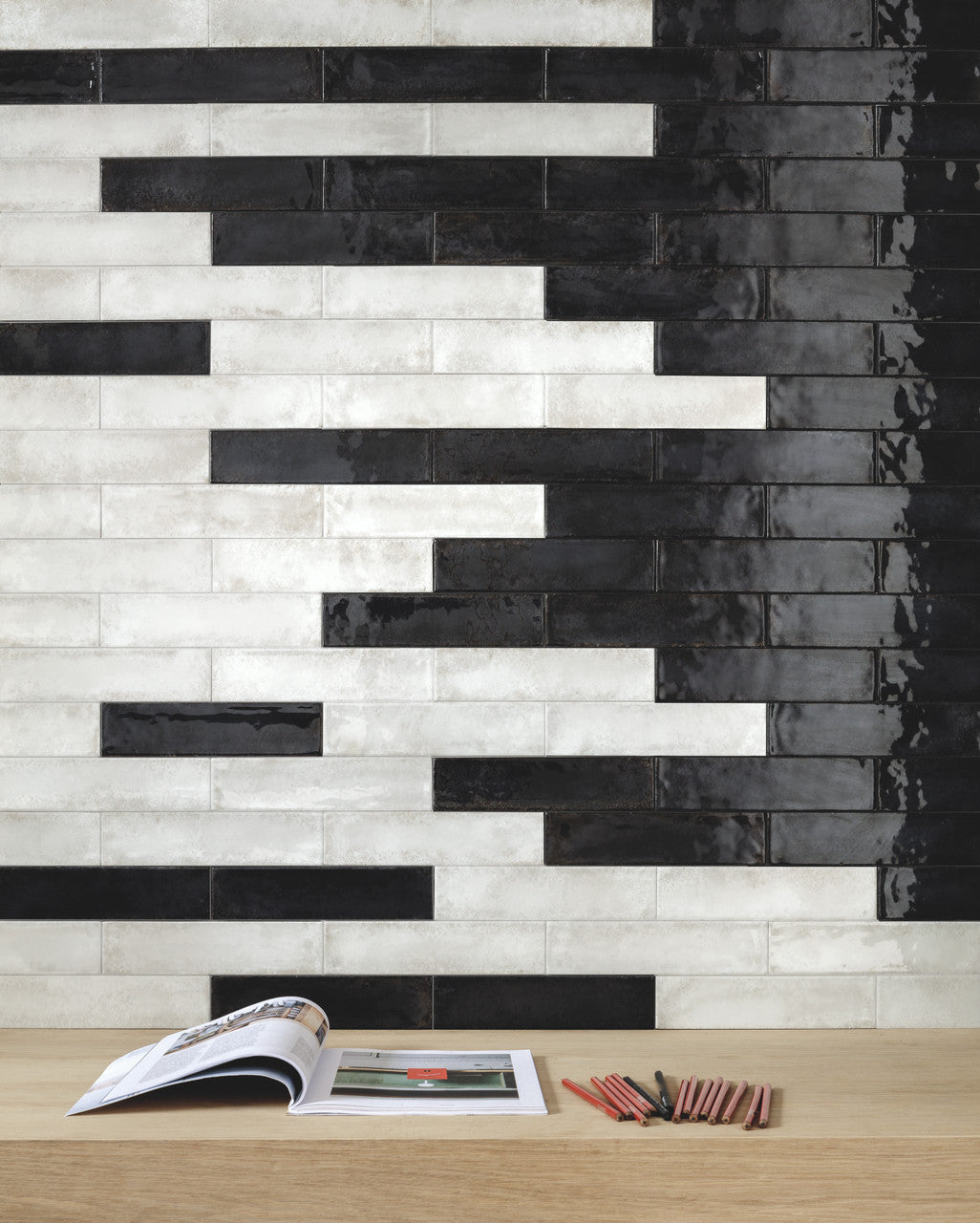 Lacie Metallic Brick - White Lux