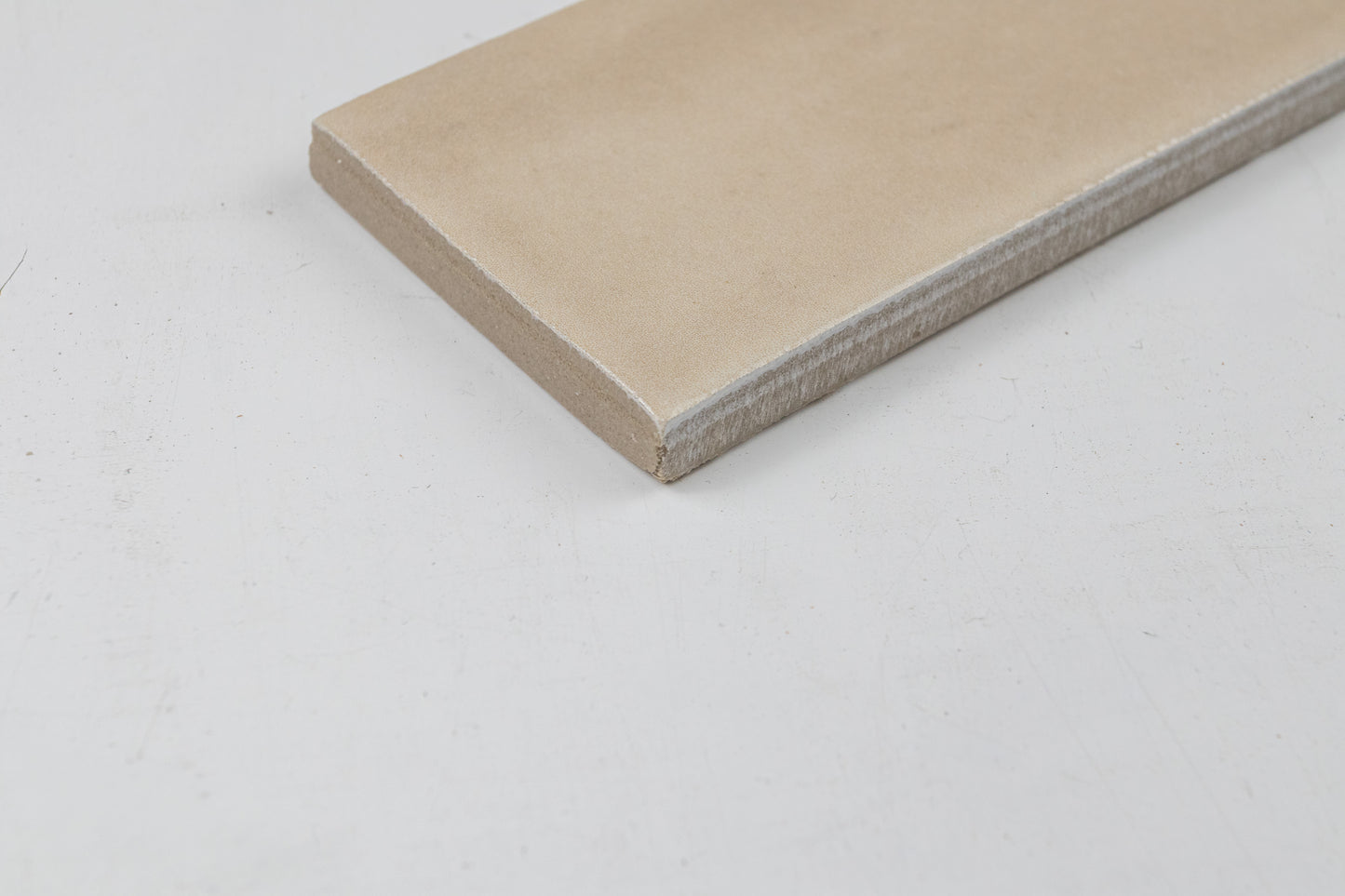 Lacie Brick - Sabbia Glossy