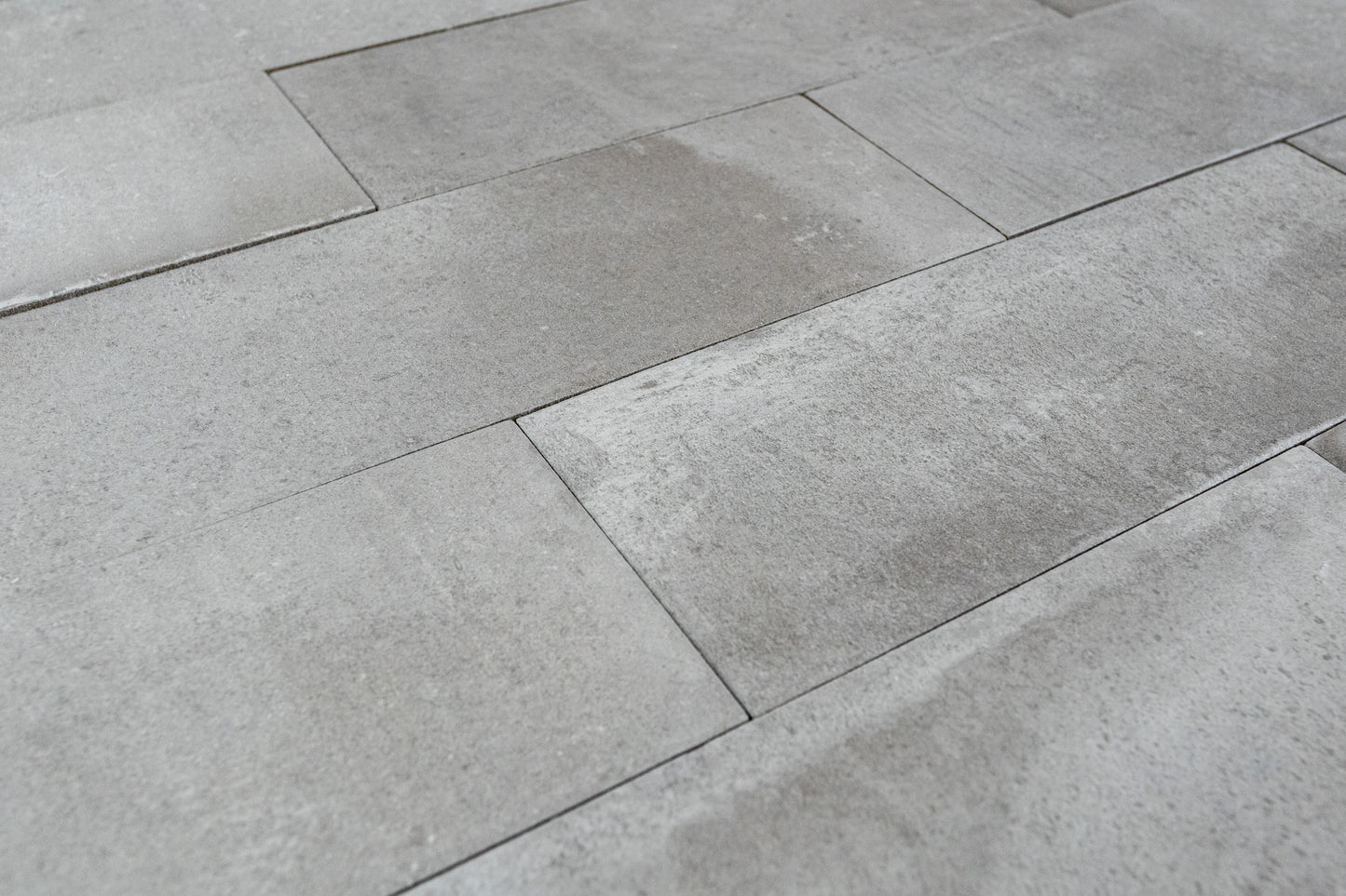 Lucera 3"x8" - Cenere
