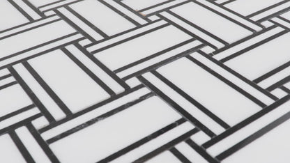 Lyon Strip - Thassos with Jet Black